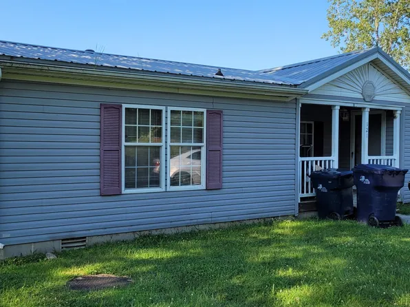 121 Pleasant Run Dr, Markleville, IN 46056