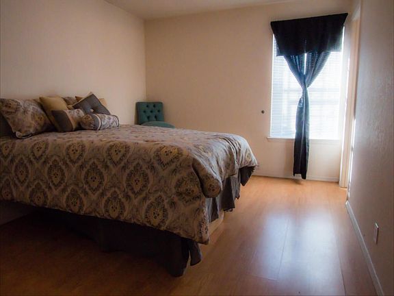 5th image of 244 Avalon Pl NW