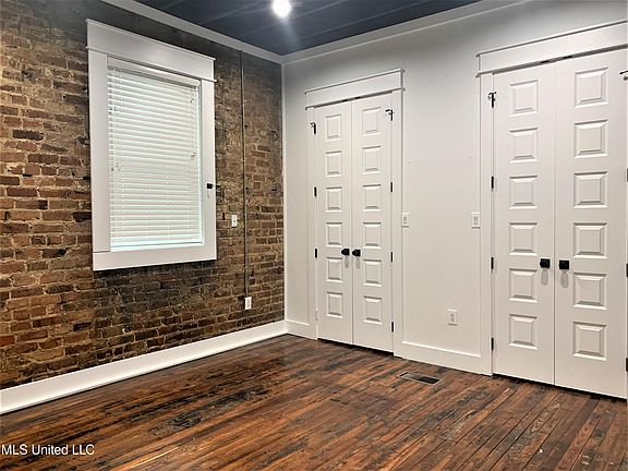 3rd image of 726 Delmas Ave