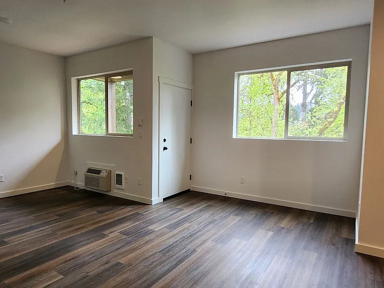 Ames Creek Apartments — Photo 17