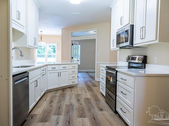 5th image of 5636 Nicklaus Ln