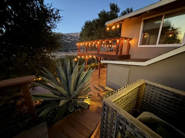 17295 Holiday Dr — Photo 5