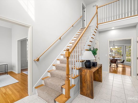 2nd image of 2311 Leverenz Rd