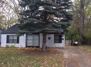 10660 Albany Ave, Oak Park, MI 48237