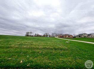 130 Clubhouse Dr, South Charleston, OH 45368