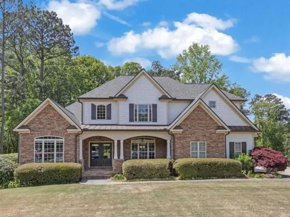 157 Beaconsfield Dr, Sharpsburg, GA 30277