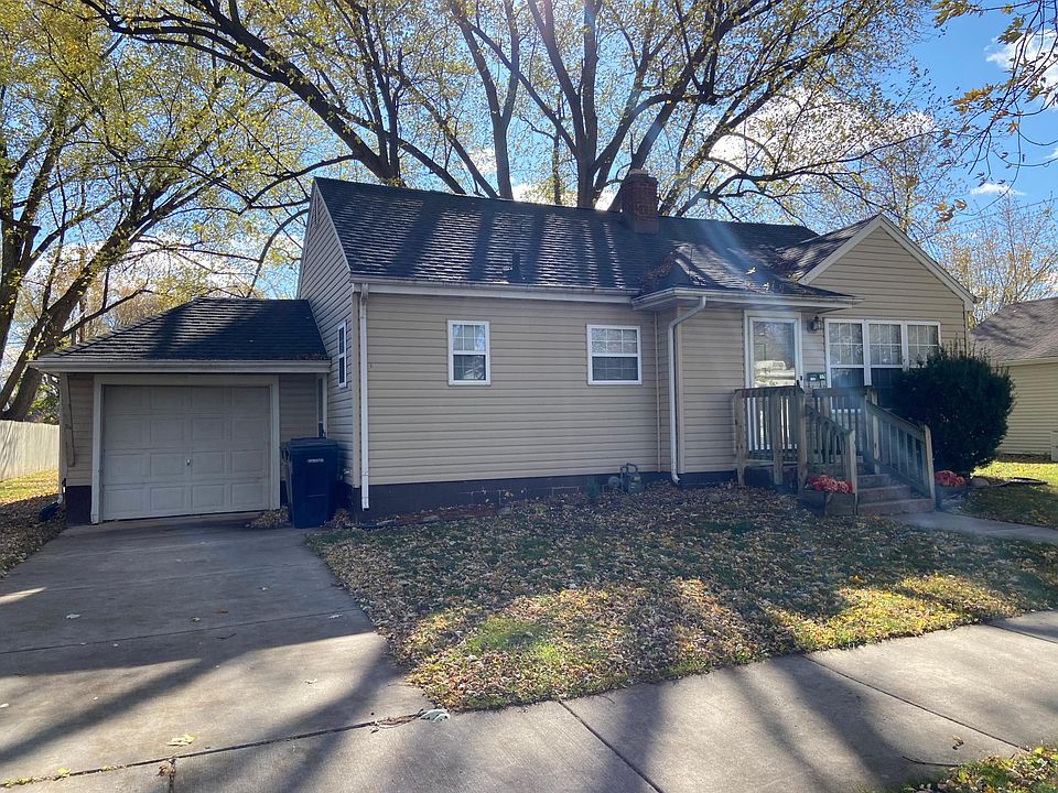 1st image of 1427 Myra Ave