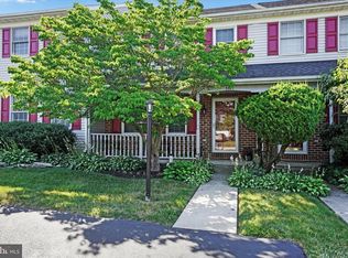 340 Harvest Dr, York, PA 17404