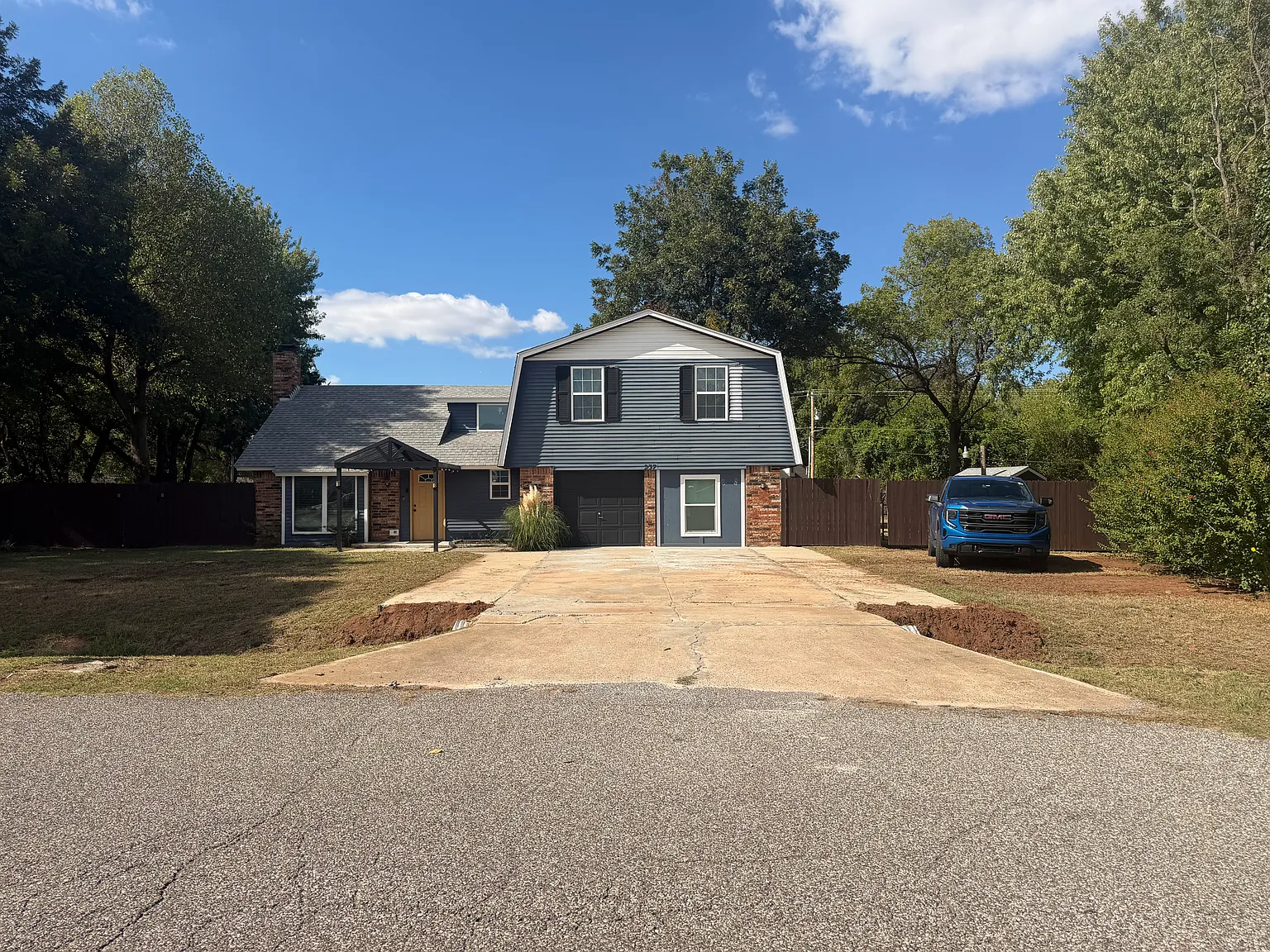 3 bed, 2.5 bath, 1210 sqft, $1,500 — Photo 2
