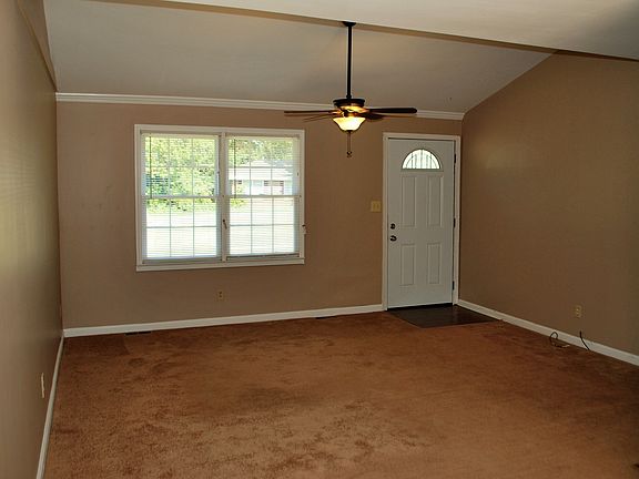 Carpet in Family Room