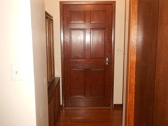 3rd image of 2850 W Mary Lane Ave