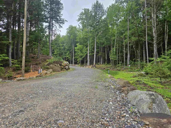 15 Otter Brook Road, Woodstock, NH 03262