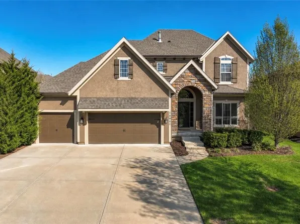 10841 S Hastings St, Olathe, KS 66061