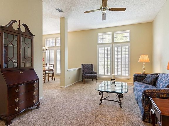5th image of 5028 Timberview Dr