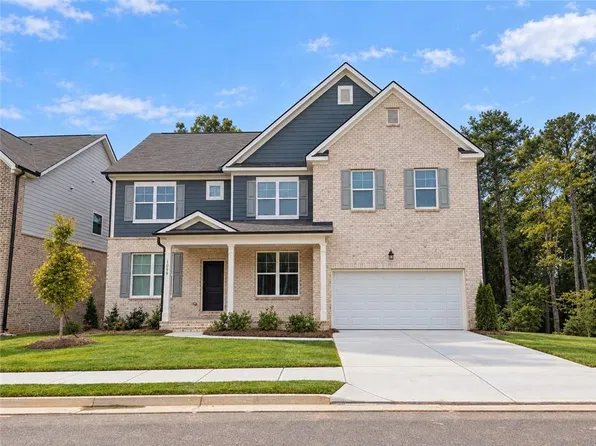 1059 Georgian Point Dr, Lawrenceville, GA 30045
