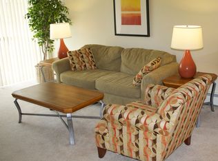 3935 Valley View Dr N APT 107, Eagan, MN 55122