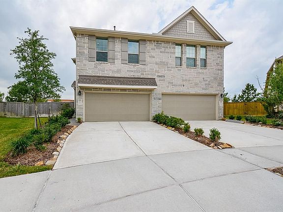 2nd image of 19911 House Finch Ct
