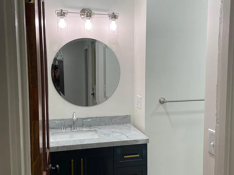 52 N Prospect St #1 — Photo 14