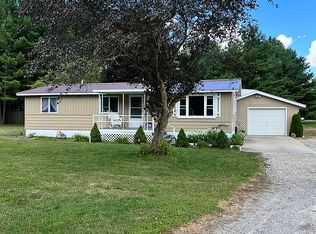 1919 E Deckerville Rd, Caro, MI 48723