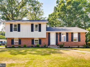 2 Madison Mills Ct, Baltimore, MD 21228