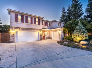 2449 N Oak Grove Ct, Visalia, CA