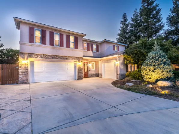 2449 N Oak Grove Court, Visalia, CA 93291