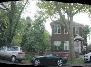 4520 158th St, Flushing, NY 11358