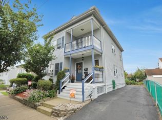 9 Jefferson Pl, Totowa, NJ