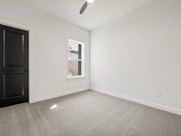 14408 Kenosha Dr — Photo 8