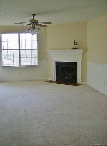 2nd image of 1423 Flintwood Dr #A