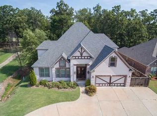 129 Marseille Dr, Maumelle, AR 72113