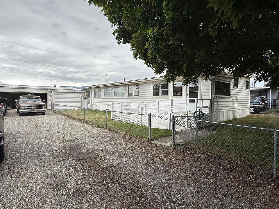 1st image of 424 N Hodges Rd