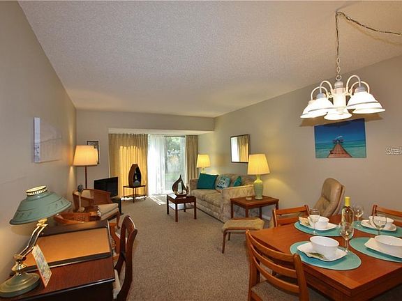 3rd image of 1100 E Bay Dr APT 16