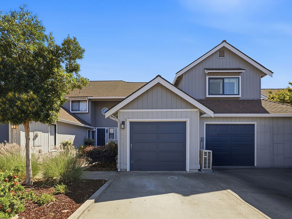 1st image of 17125 Creekside Cir