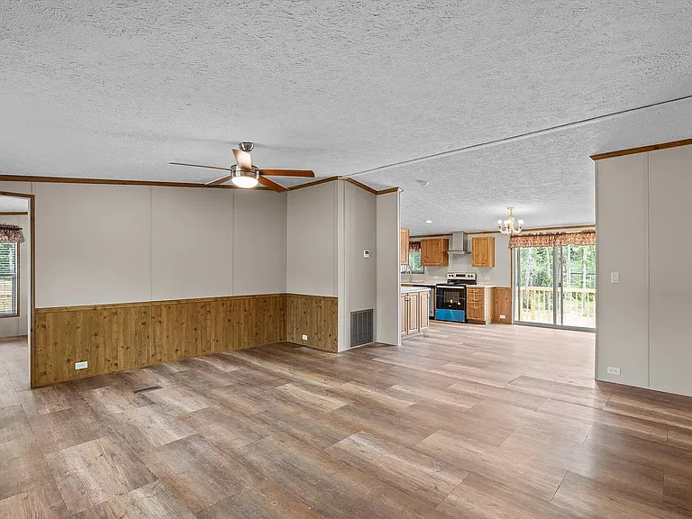 5228 Old Mike Padgett Hwy — Photo 3