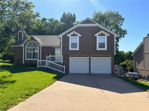 1432 S 51st St, Kansas City, KS 66106