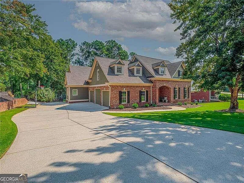333 Golf Crest Dr photo 1