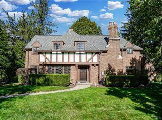 627 W Nottingham Rd, Dayton, OH 45405