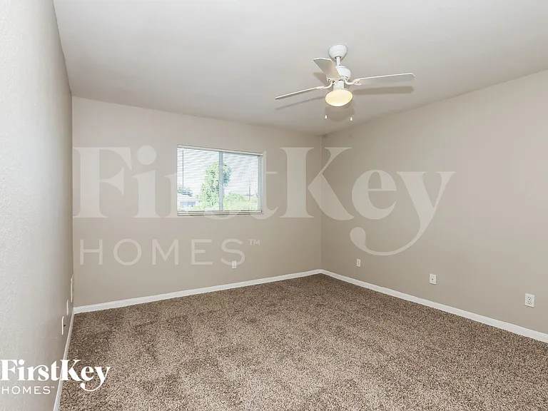 3807 25th St SW — Photo 10