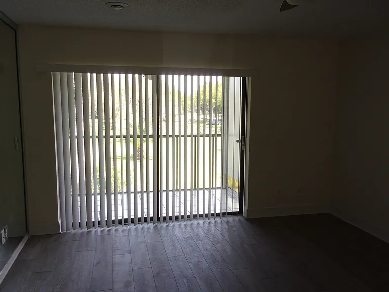 Living room toward the lanai_06032026