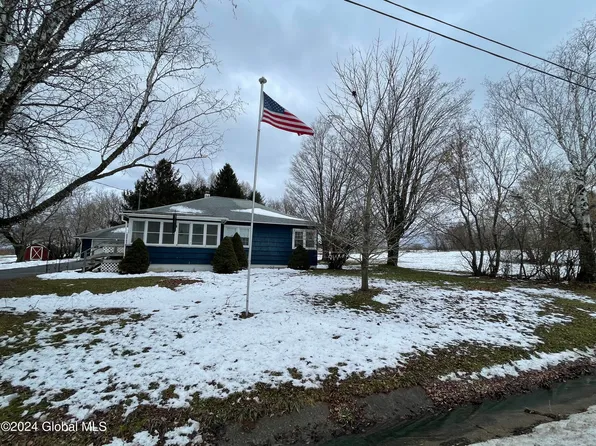 871 State HIghway 162, Sprakers, NY 12166