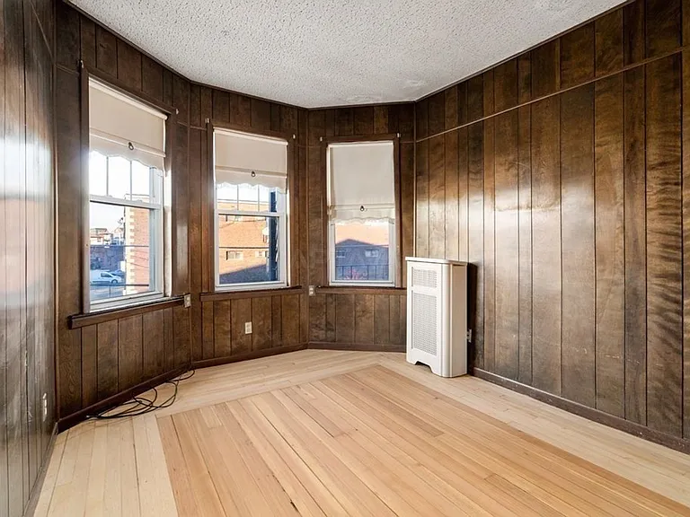 14 Windsor Rd #2 — Photo 6