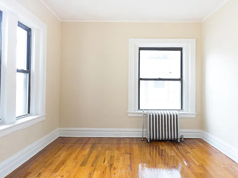 120 South Harrison — Photo 4