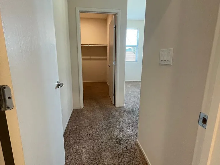 2124 Del Aqua Ave — Photo 21