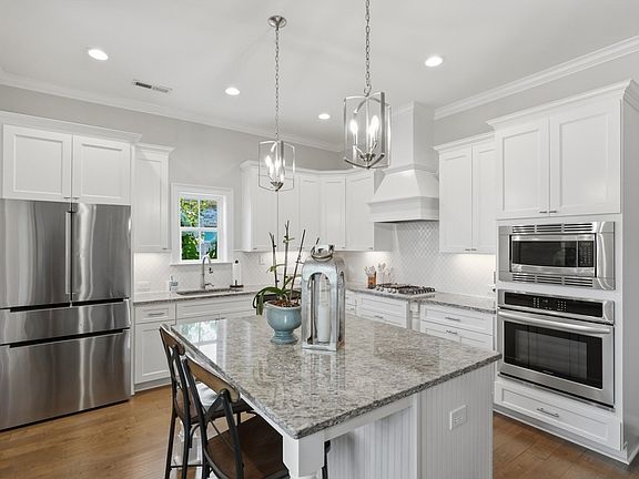 5th image of 3046 Ginn Point Rd SE