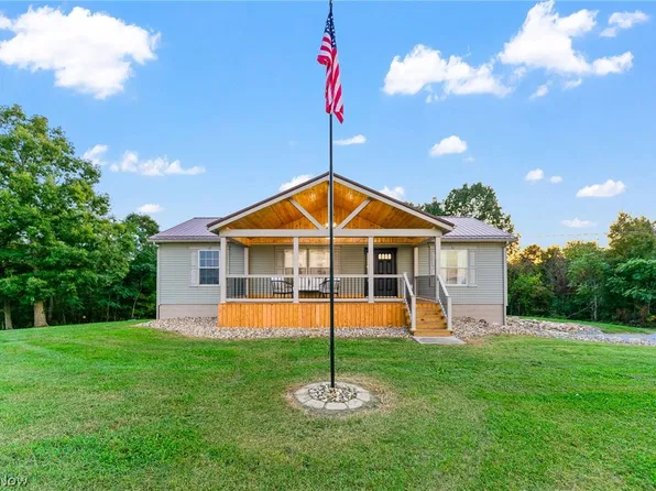 42009 Oak Ridge Rd, Wellsville, OH 43968