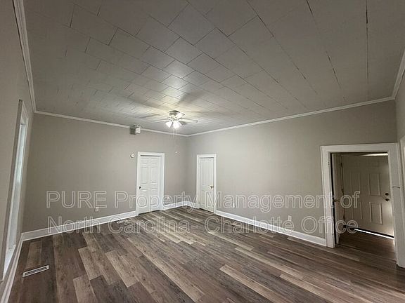 5th image of 330 Depot St