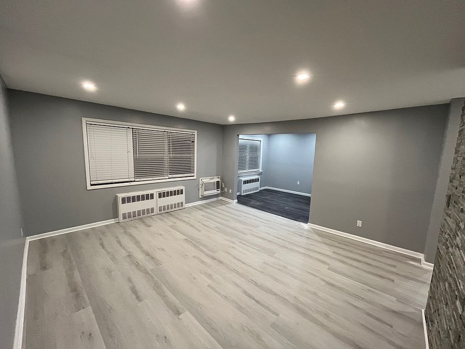 1st image of 61-32 219th St Floor 3