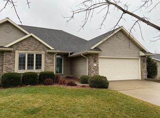 603 Cherokee Ln, Fort Atkinson, WI 53538