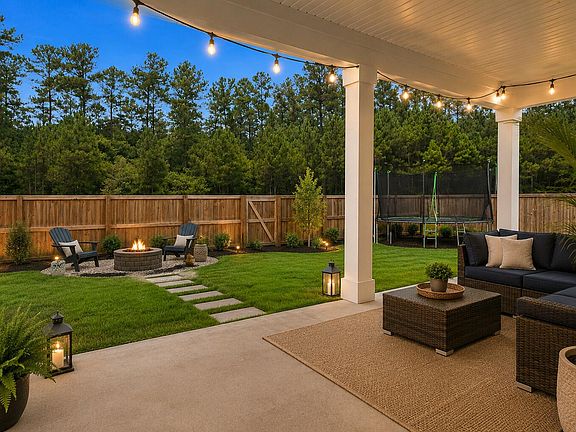 2nd image of 383 Wappoo Trace Ln